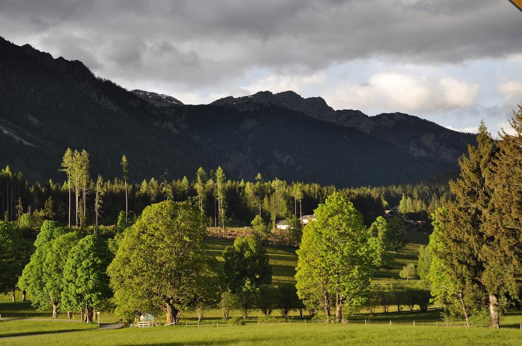 Apartmenthaus Dornroeschen Ramsau am Dachstein Exteriör bild